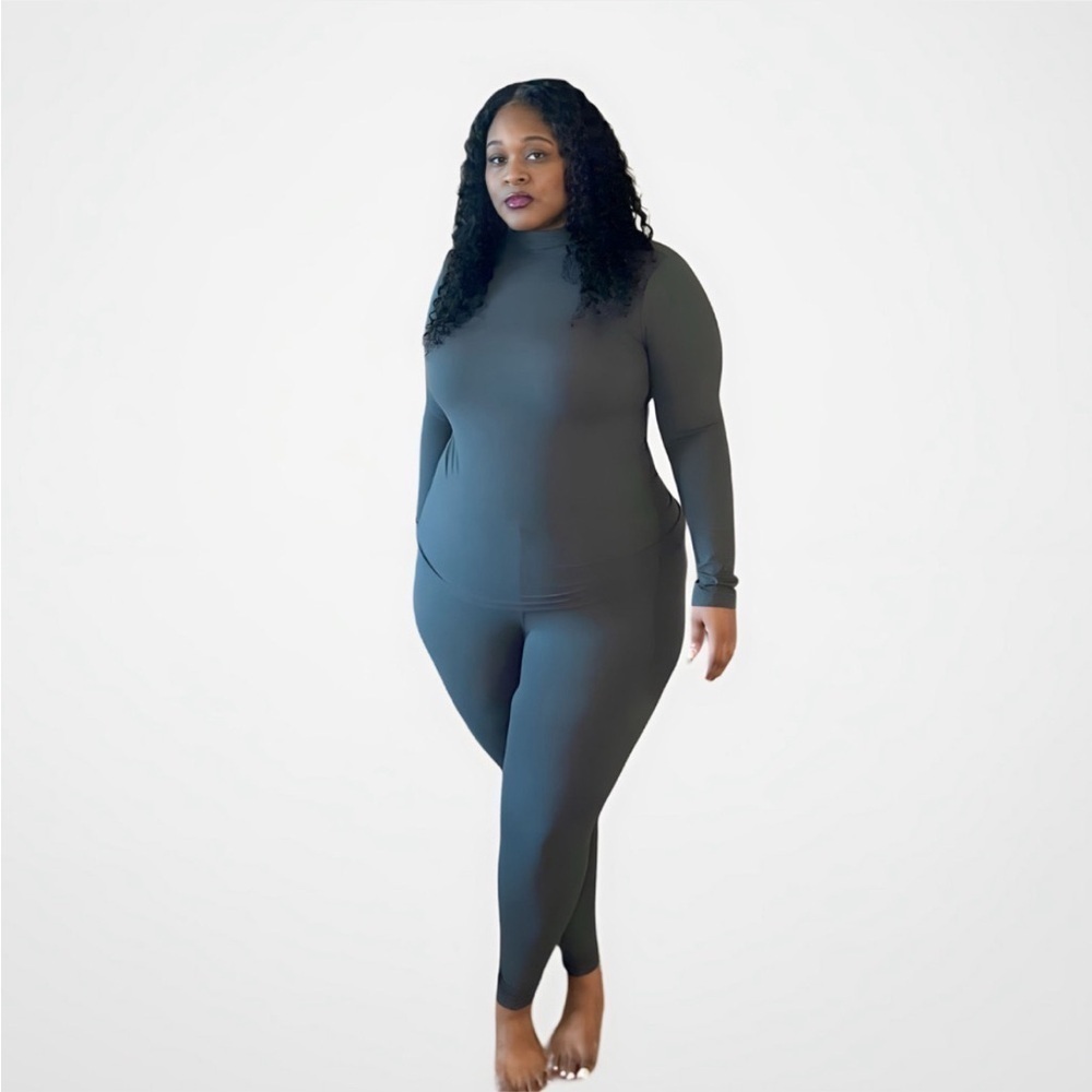 Ash Grey Microfiber Leggings Set